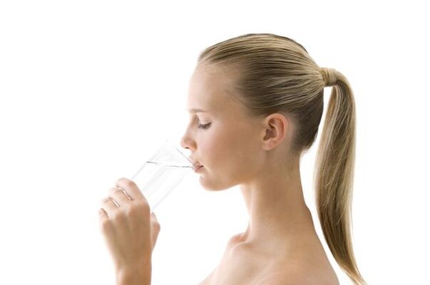 uống nước giảm cân tại nhà