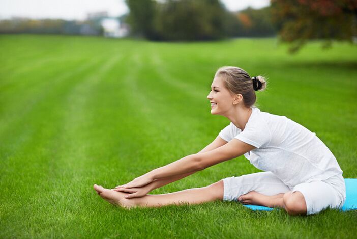 bài tập yoga kéo dài để giảm cân