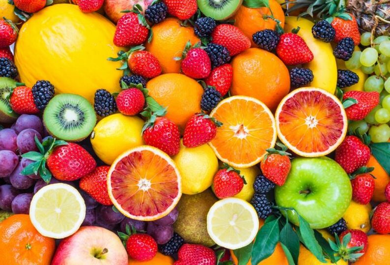 trái cây và quả mọng để giảm cân